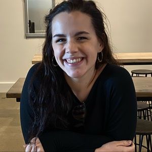 Meet your Posher, Renee